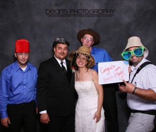 S&J_Booth_001