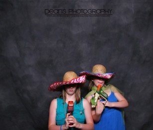 S&J_Booth_175